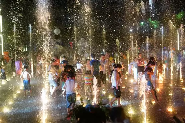 Chenhua Square Dry Deck Musical Fountain Completed Successfully 3 Chenhua Square Dry Deck Musical Fountain Completed Successfully2