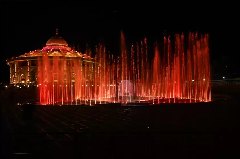 Chennai Gruji Temple Lotus Shape Music Dancing Water Fountain India2