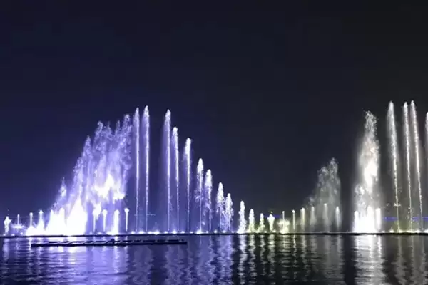 Fan Nozzle 1 Chinas Top 10 Beautiful Musical Fountains Zhaoqing Paifang Square Music Fountain1