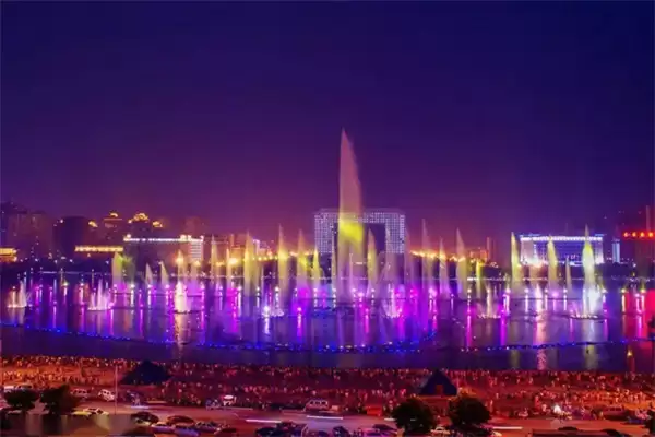 Top 10 Most Beautiful Musical Dancing Fountains in China Series Luoyang Musical Fountain 1 Top 10 Most Beautiful Musical Dancing Fountains in China Series Luoyang Musical Fountain